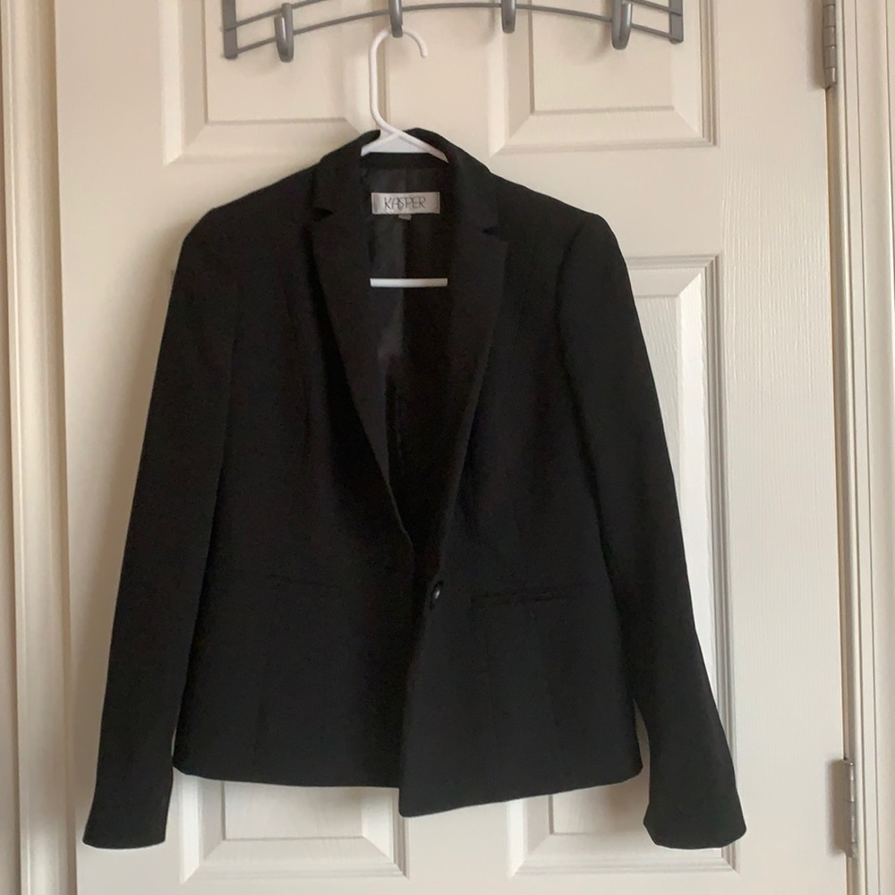 Kasper black blazer